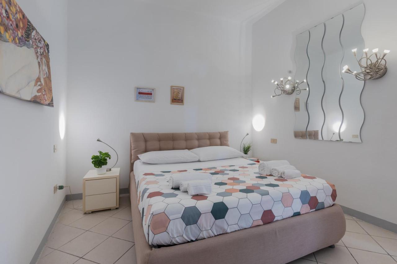 Tuttomondo Central Flat With Private Courtyard Pisa Eksteriør bilde